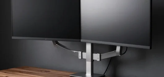 Evaluating Monitor Arms for Dual Ultra-Wide Coding Setups